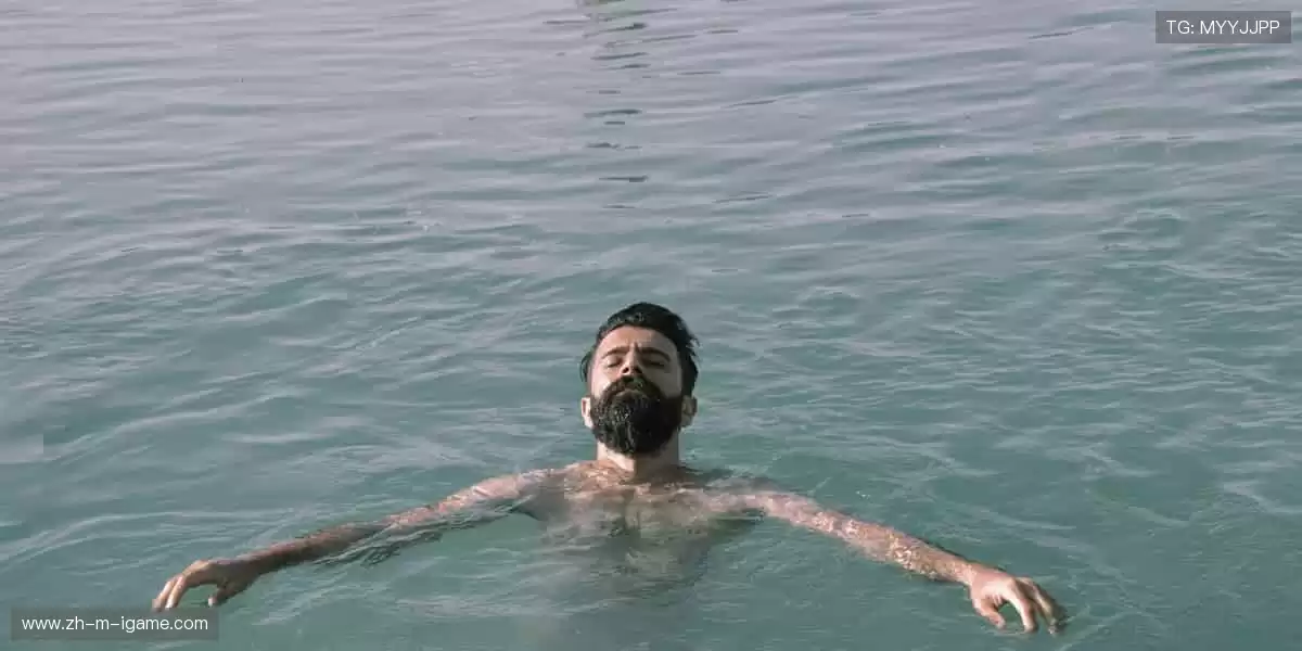 一键下单，即刻拥有！🛒 正版周边，为偶像打 call 的仪式感拉满！